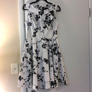Grace Karin Black and White Floral A Line Dress in Medium EUC